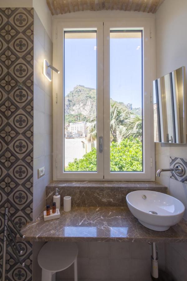 Villa Valverde Apartments E B&B 陶尔米纳 外观 照片