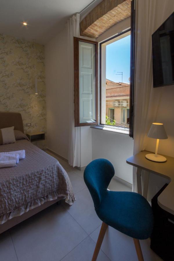 Villa Valverde Apartments E B&B 陶尔米纳 外观 照片